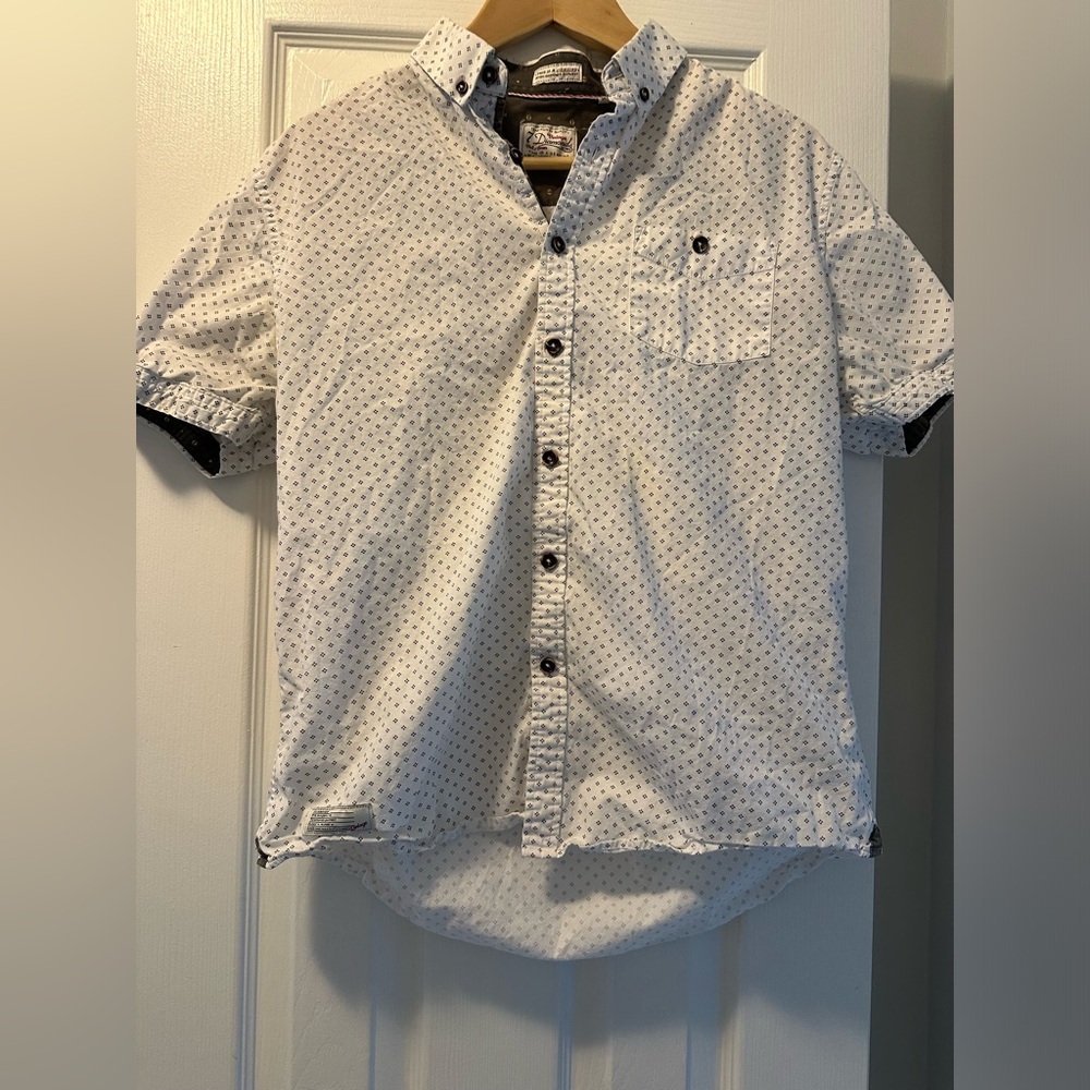 7 Diamonds Short-Sleeved Button Up Shirt